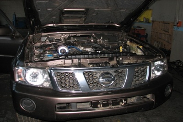 Nissan Patrol Lexus v8 conversion